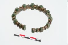 Foto von Bronzebuckelarmreif (NHMW-PRAE-024933)